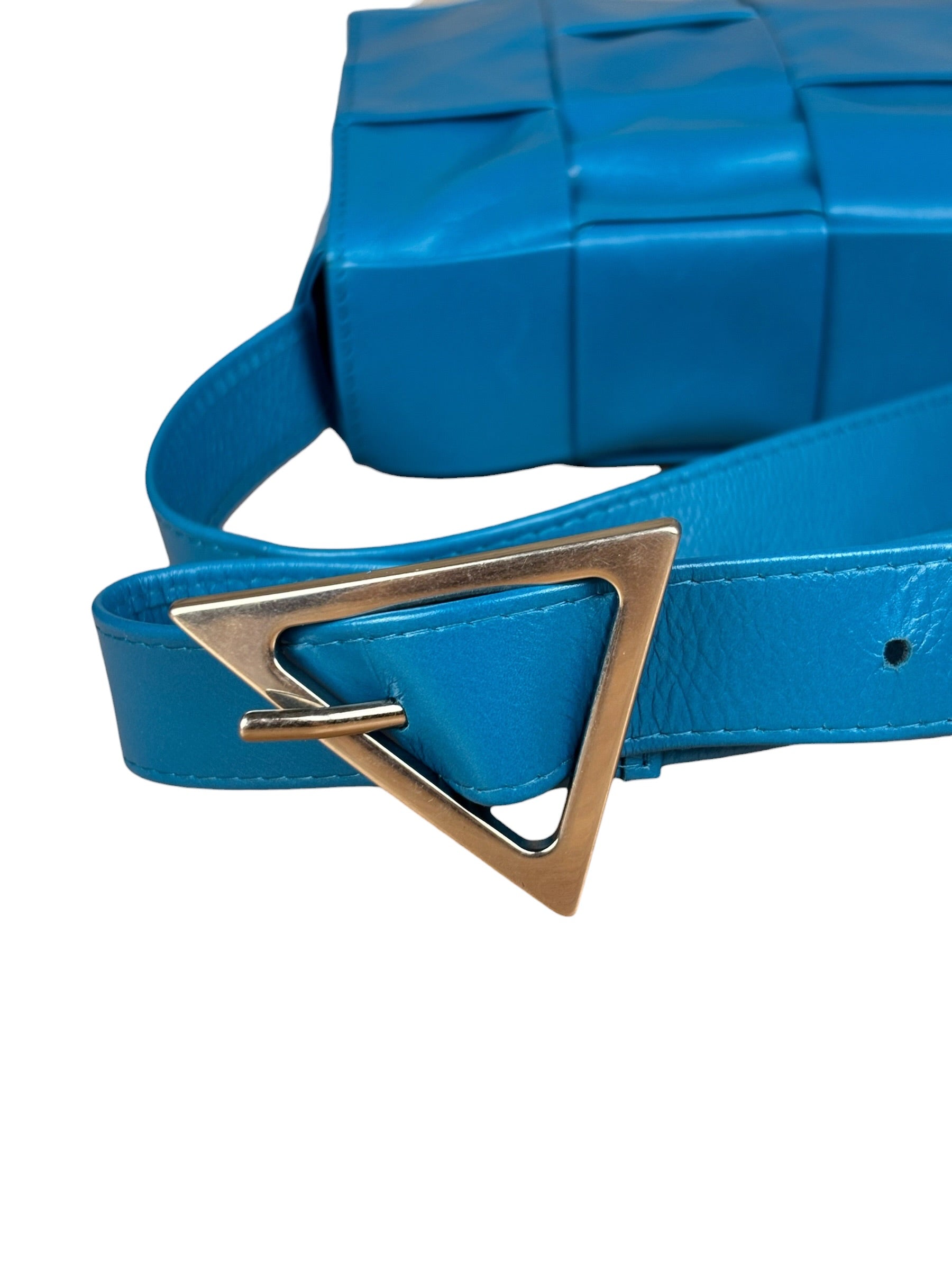 Bottega Veneta Cyan Leather Cassete Bag