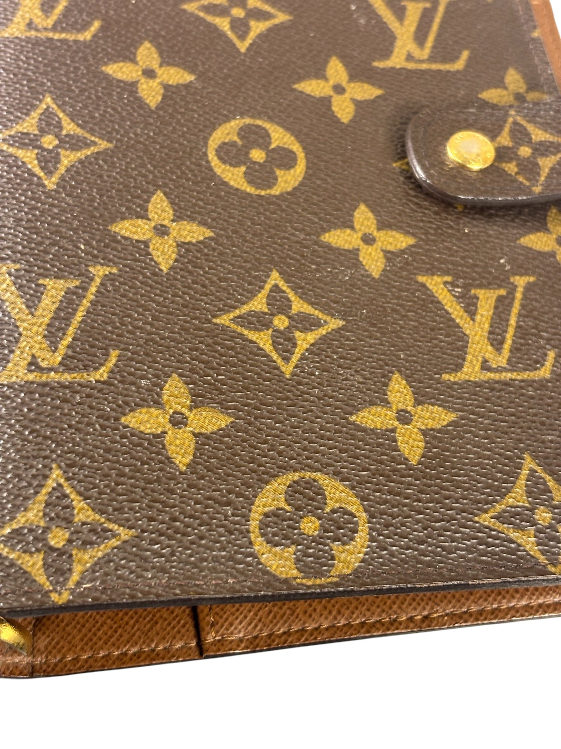 Louis Vuitton Monogram Medium Ring Agenda Cover