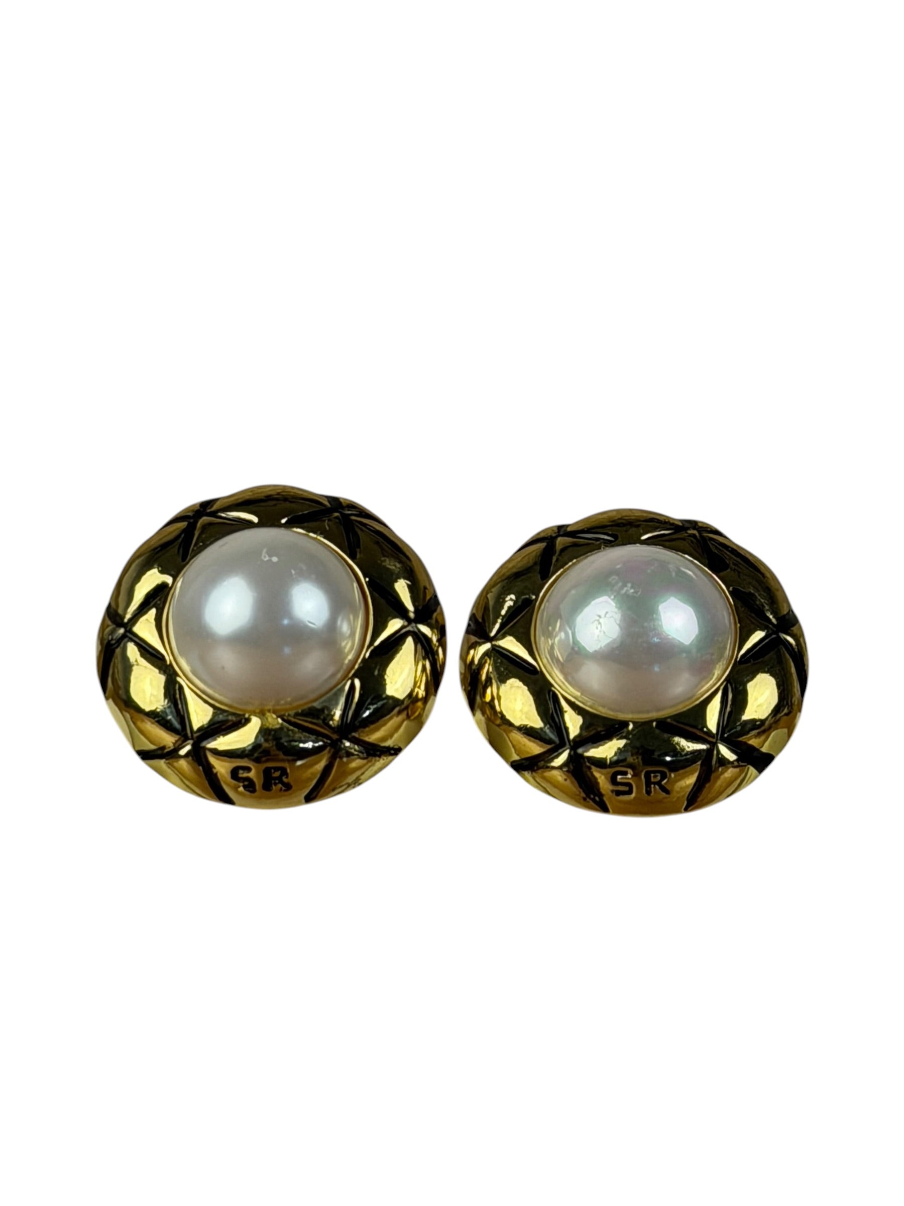 Chanel Vintage Clip On Earrings SR