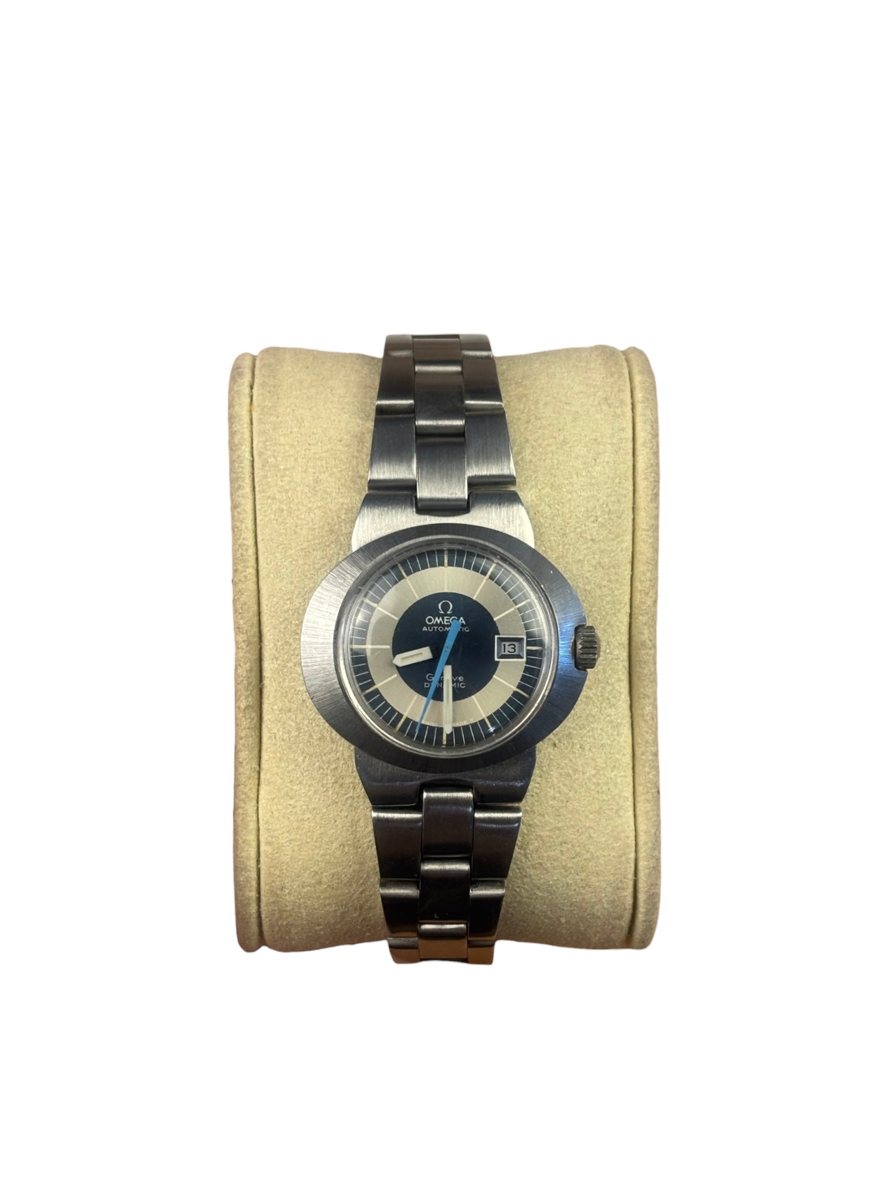 Omega Geneve Dynamic Blue Oval Dial