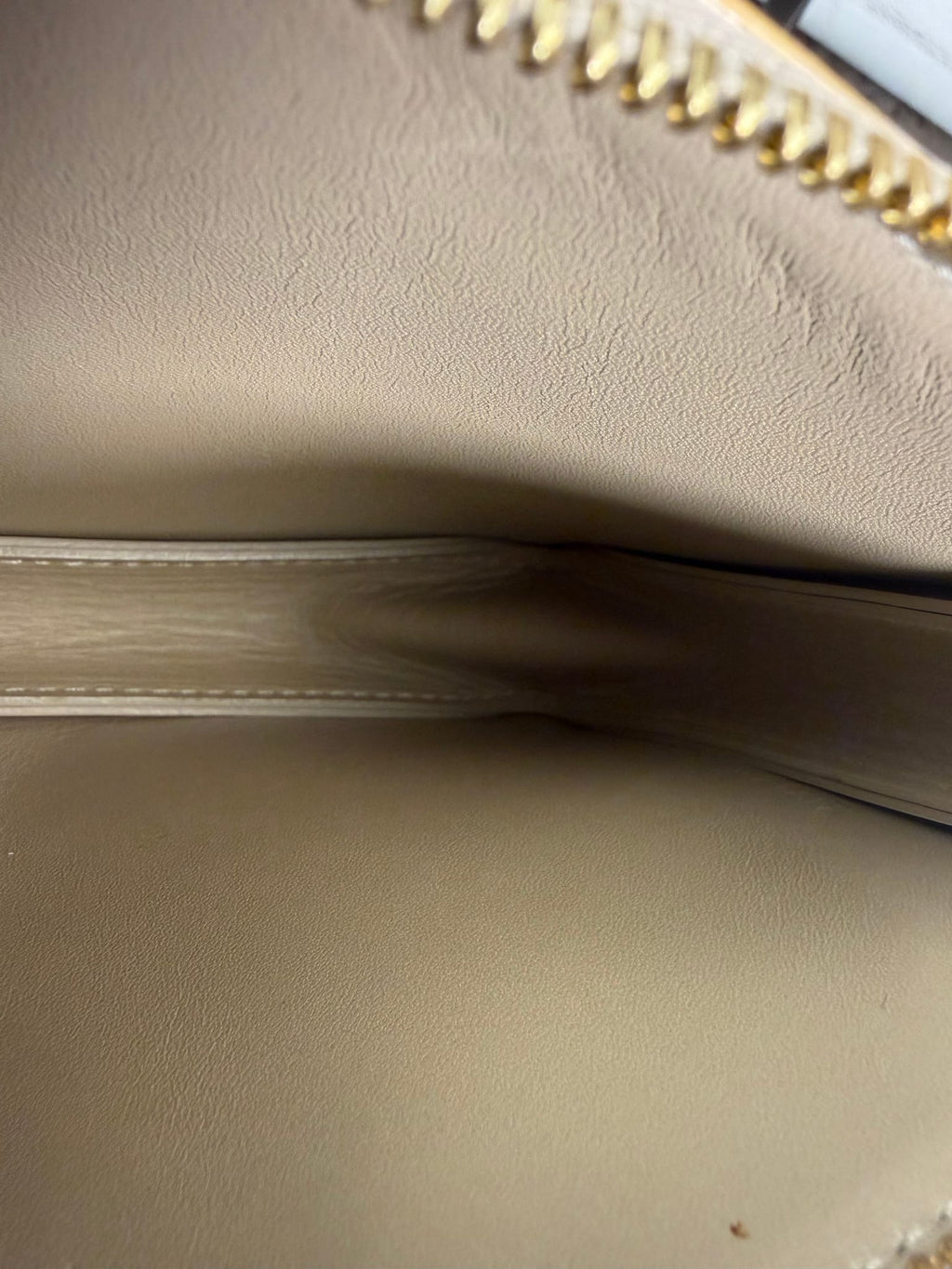 Louis Vuitton Yellow Vernis Lexington Pochette