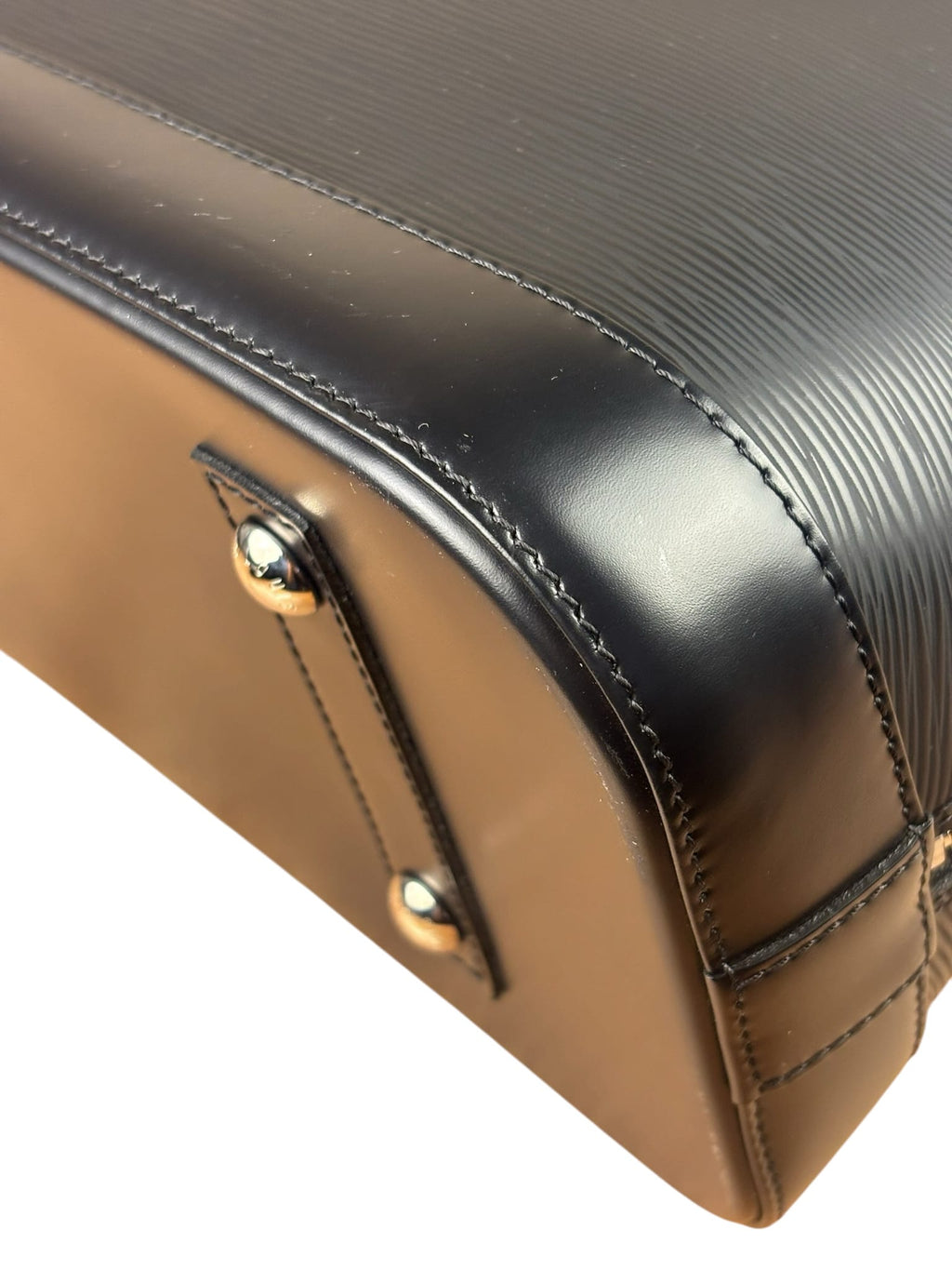 Louis Vuitton Black Epi Leather Alma Handbag PM