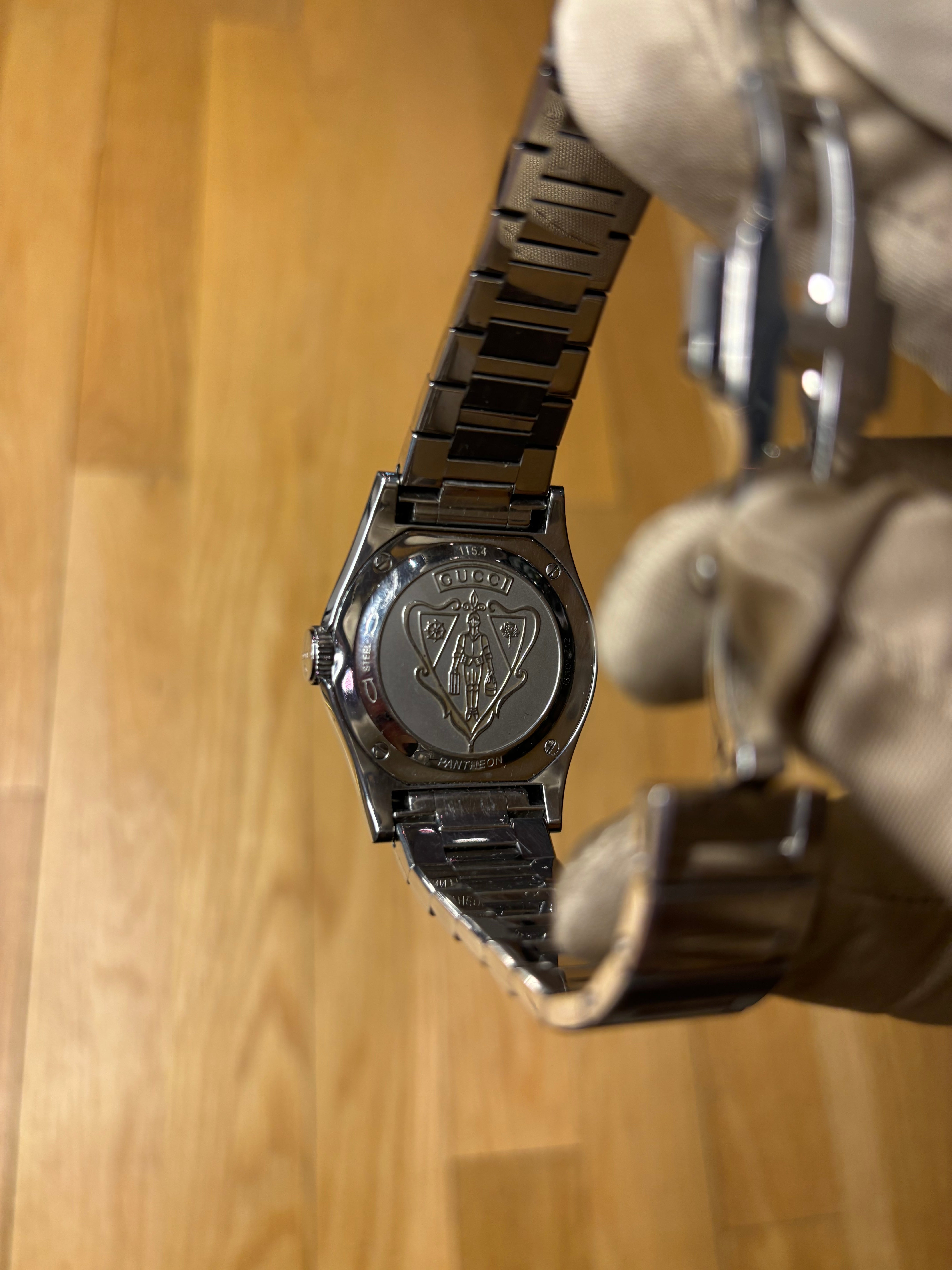 Gucci Pantheon Silver Stick Dial