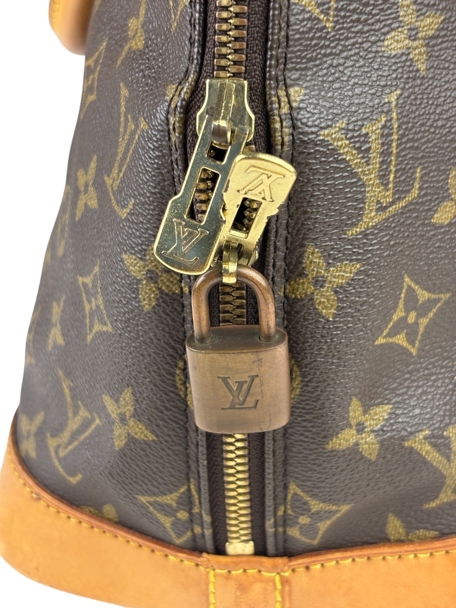 Louis Vuitton Monogram Alma MM