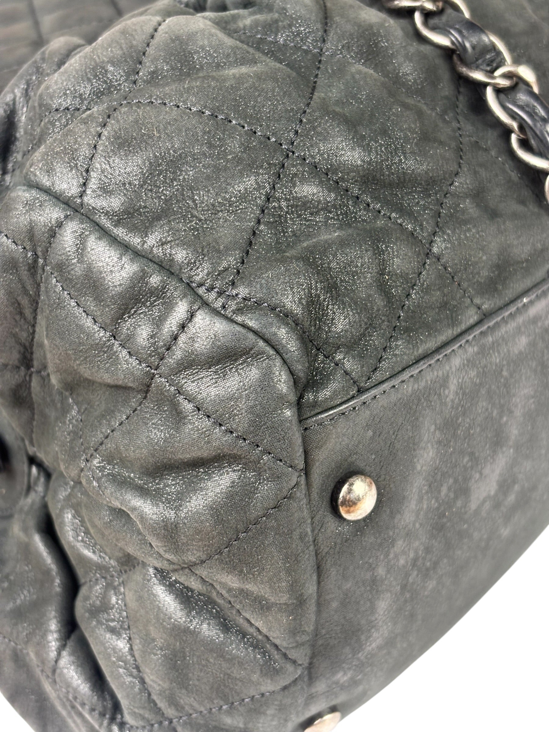 Chanel Grey Iridescent Quilted Leather Chic Bowling Shoulder Bag 2010