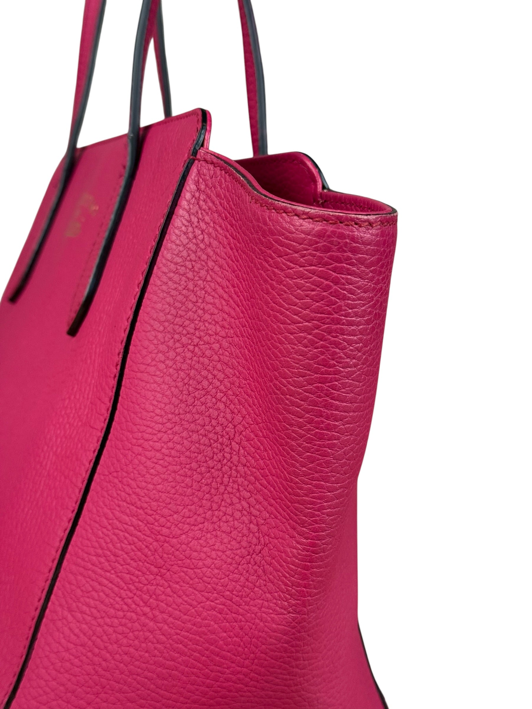 Gucci Pink Pebbled Leather Small Swing Tote