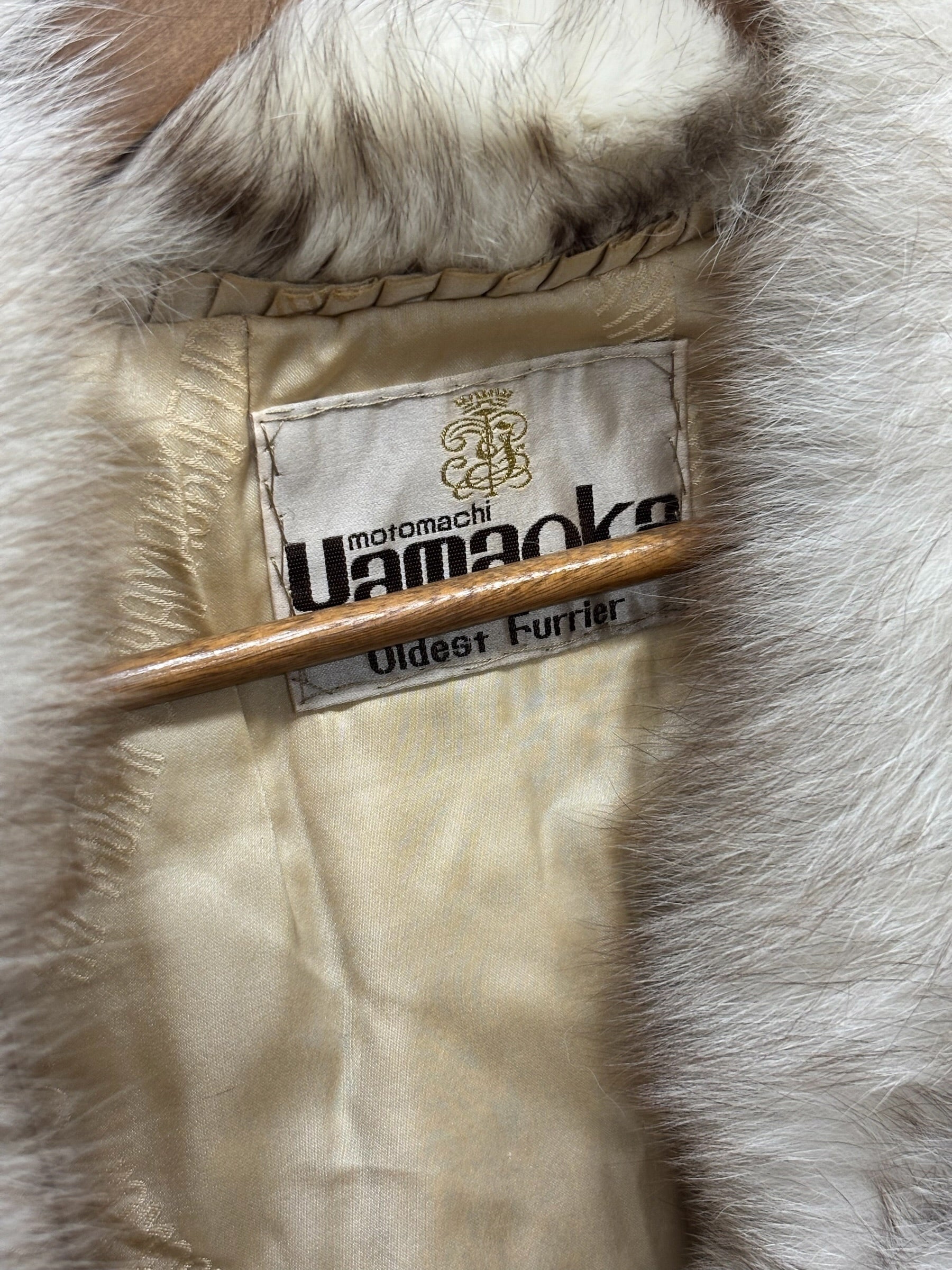 Motomachi Yamaoka Leather Trim Fox Fur Coat