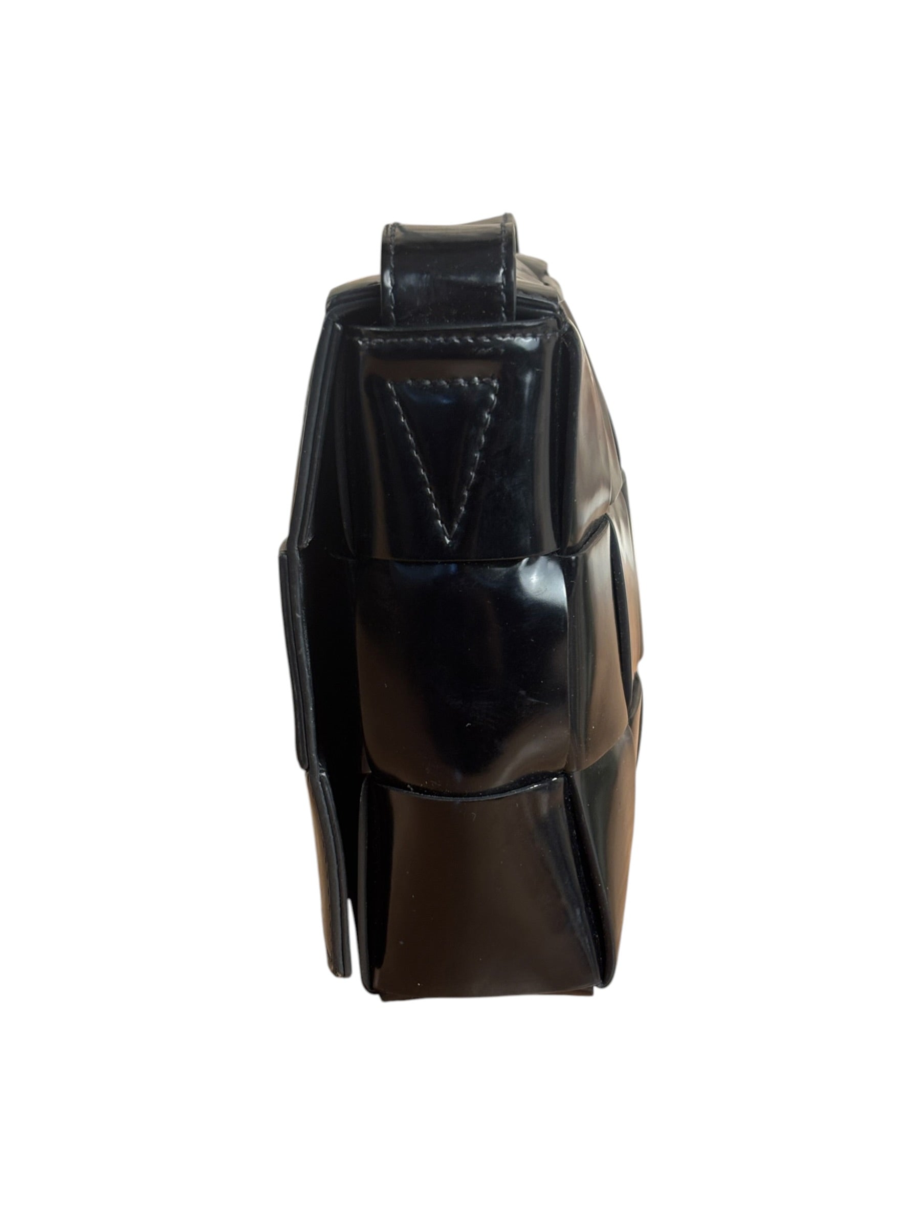 Bottega Veneta Black Leather Maxi Intrecciato Cassette Flap Bag