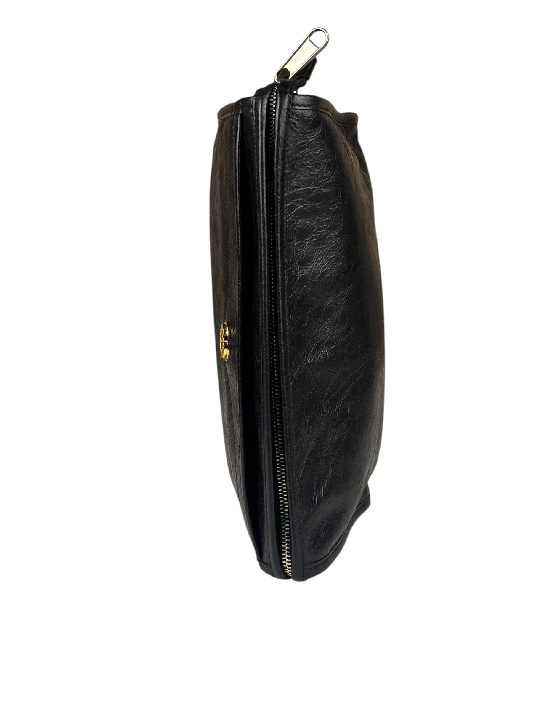 Gucci Black Leather Zip Clutch