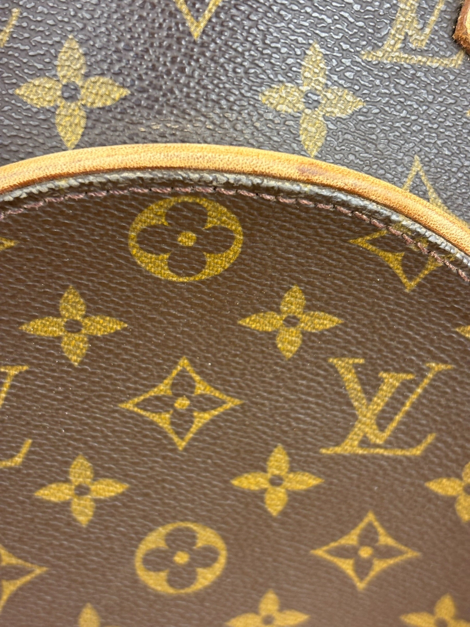 Louis Vuitton Vintage Monogram Ellipse GM