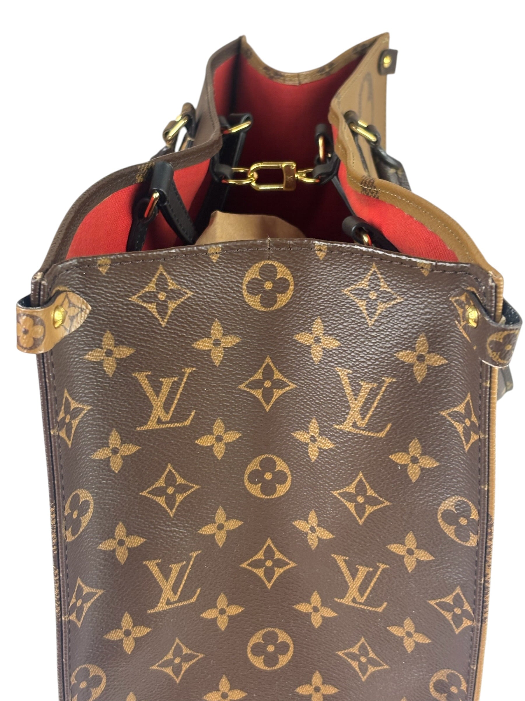 Louis Vuitton Monogram OnTheGo MM
