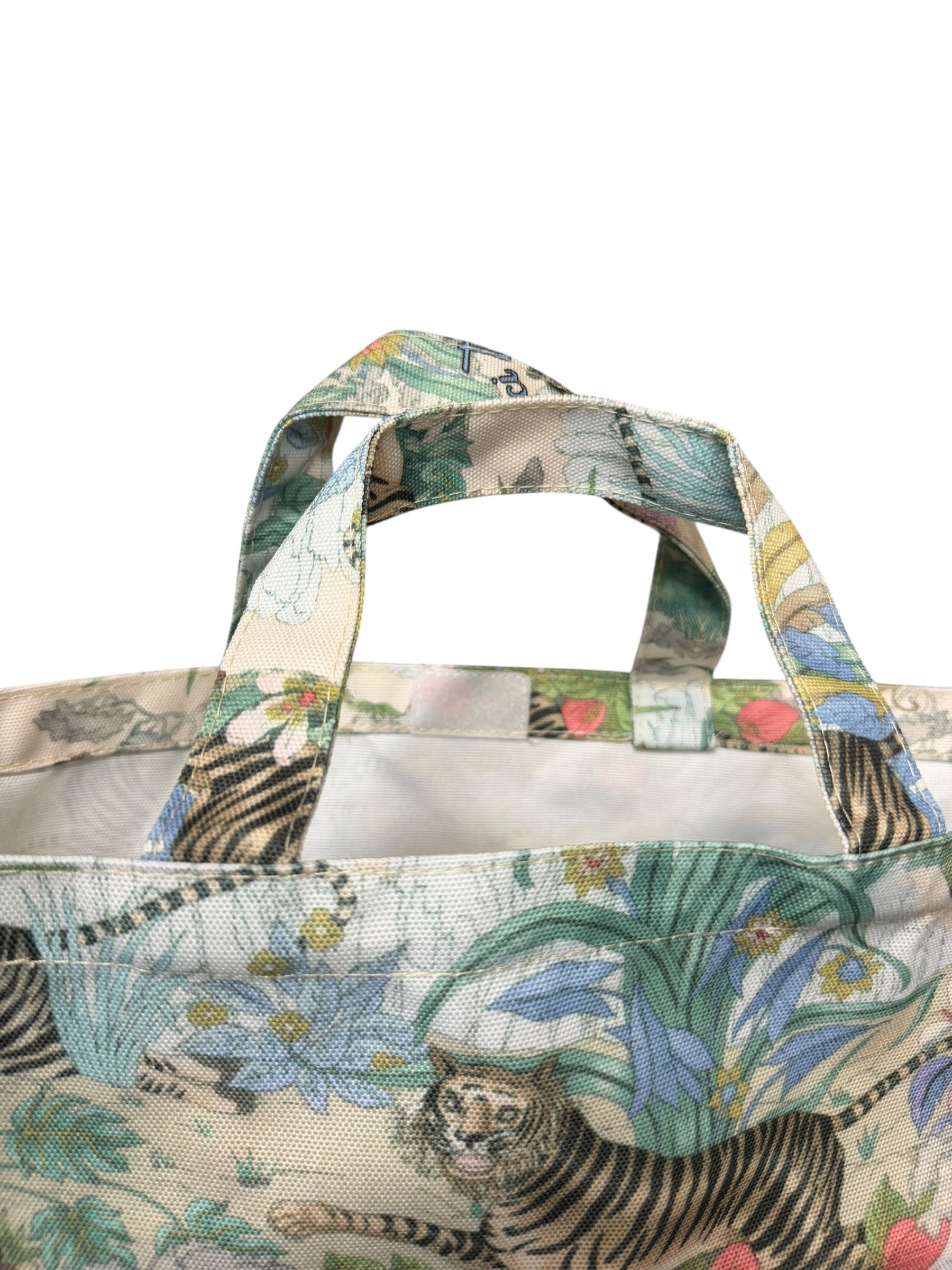 Gucci Beauty Floral Tiger Print Canvas Tote Bag