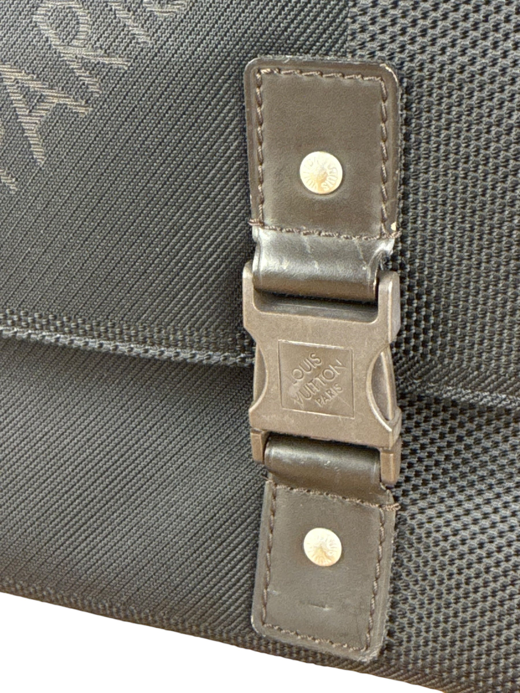 Louis Vuitton Black Damier Geant Flap Messenger