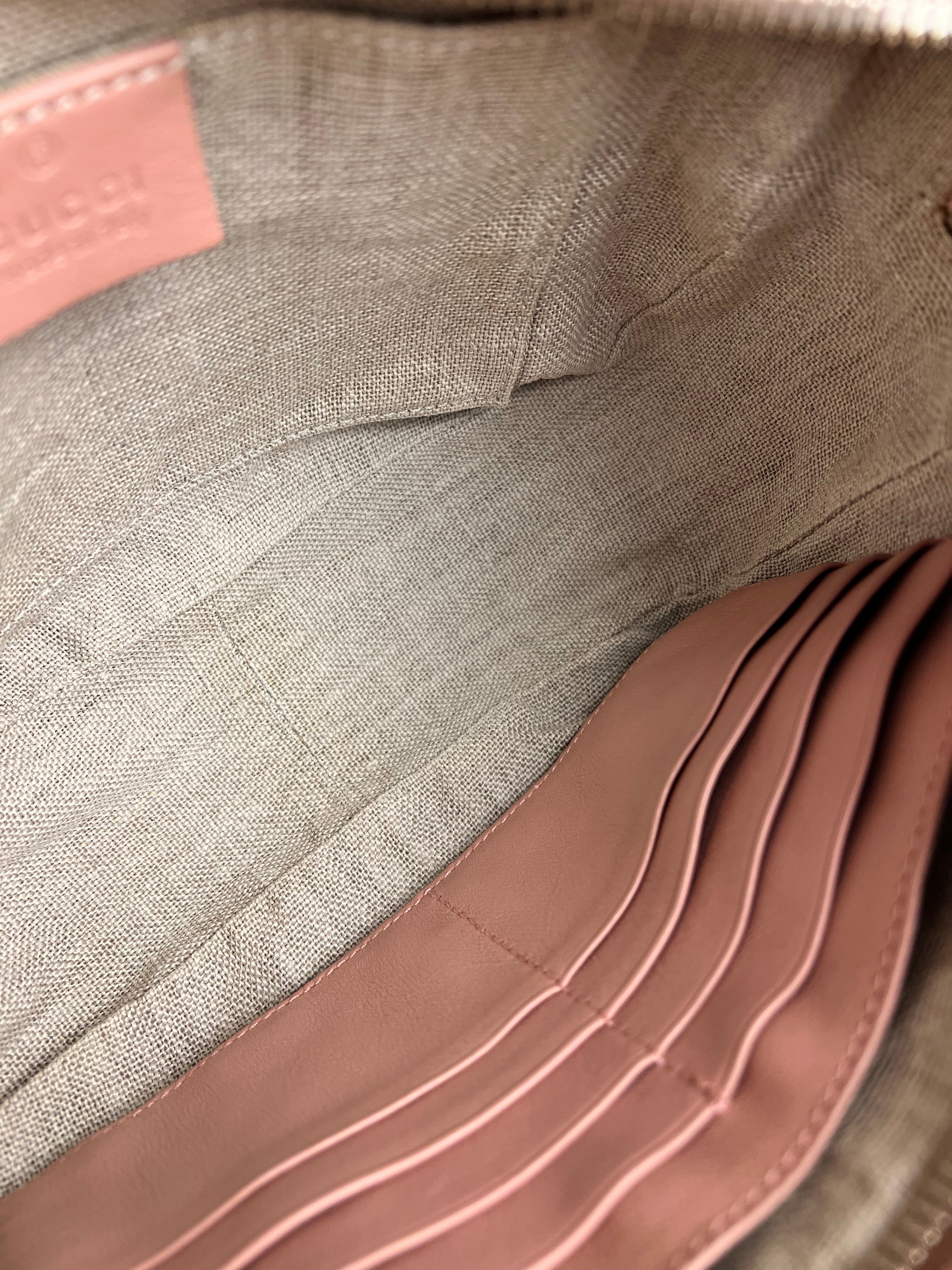 Gucci Bree Microguccissima Leather Camera Bag Pink