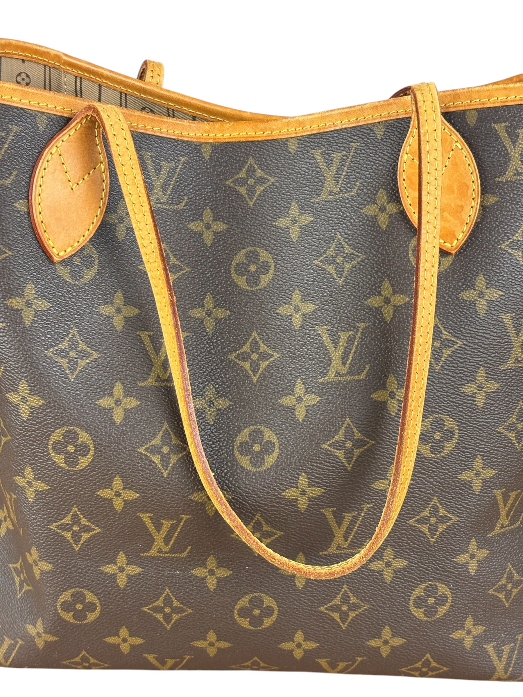 Louis Vuitton Monogram Neverfull MM Shoulder Bag