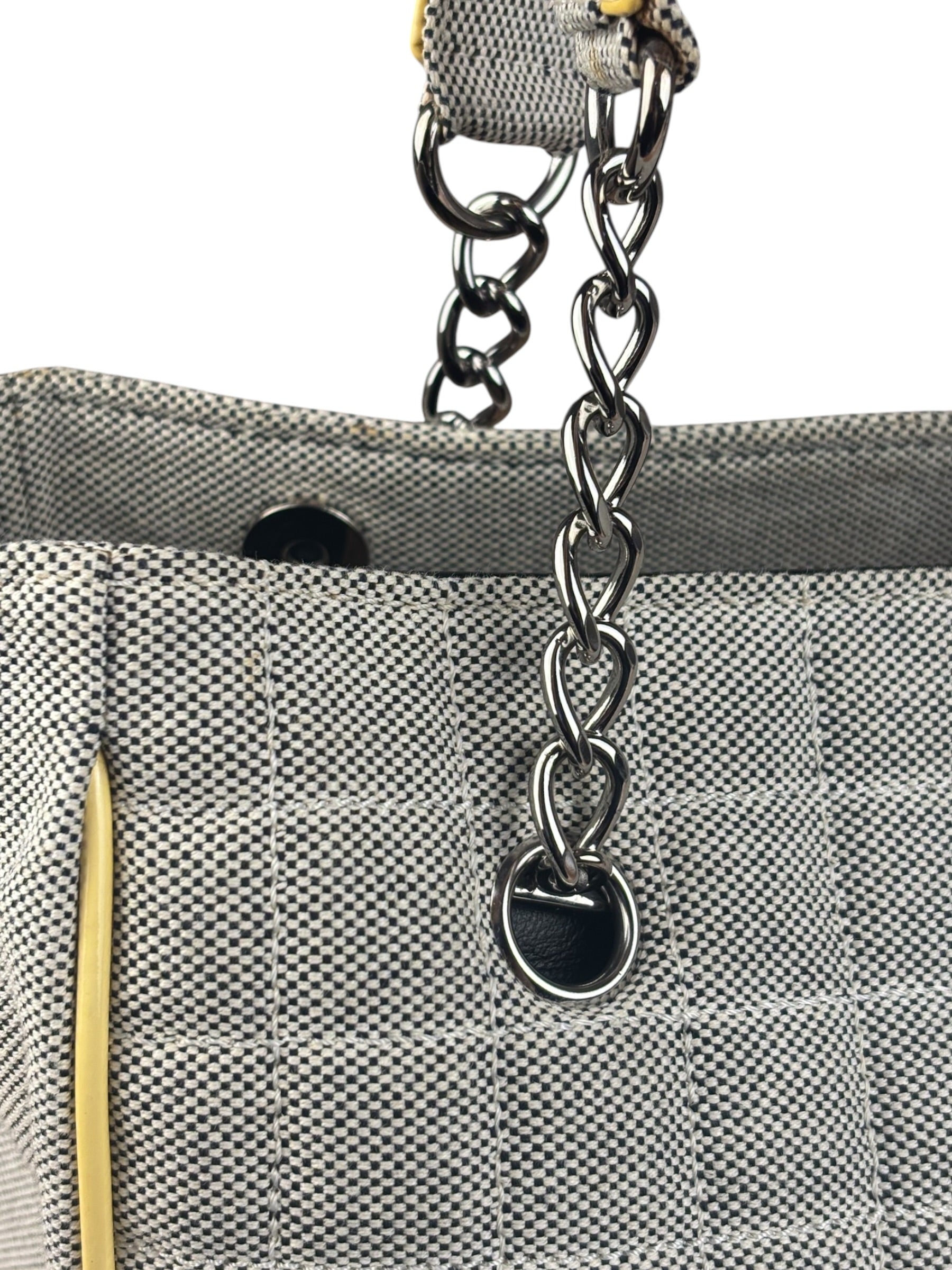 Chanel Camellia NO5 Flower Chain Tote Bag 2005