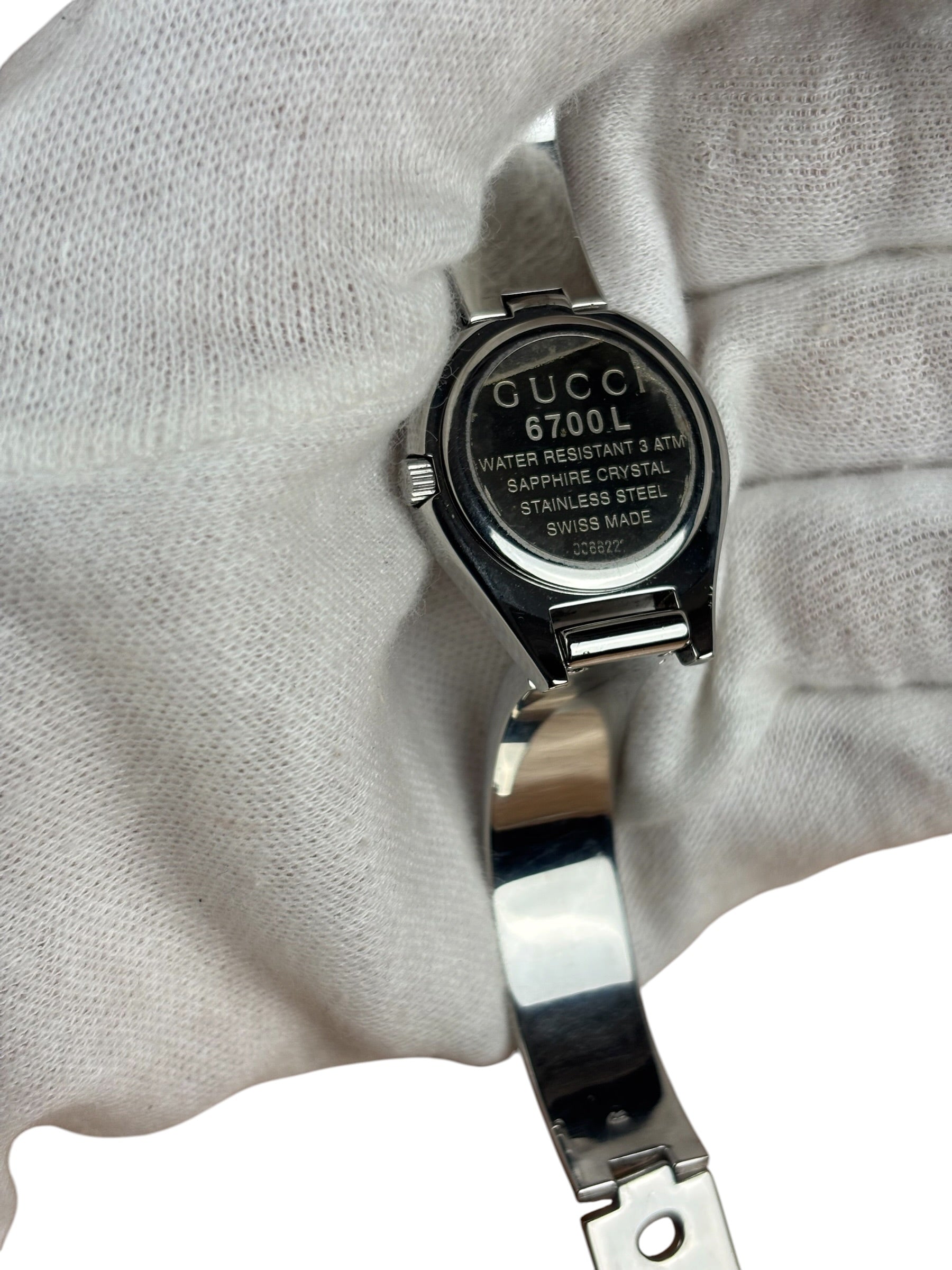 Gucci Vintage Black Dial Choker/Round Bangle Watch 6700L