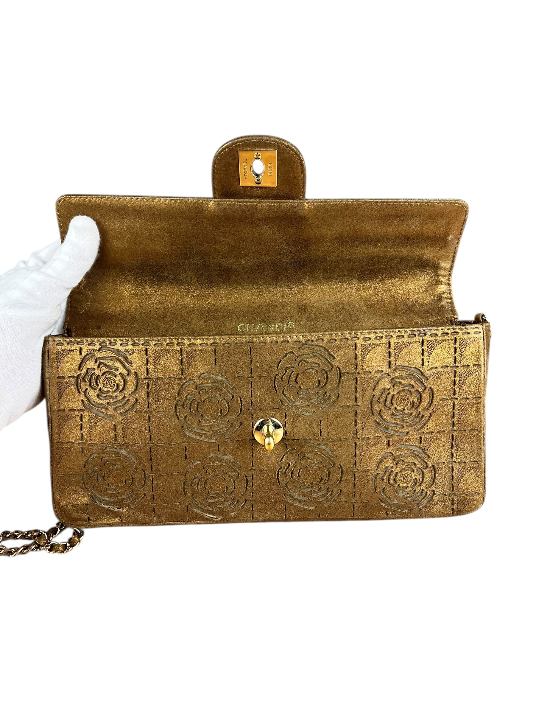 Chanel 2002 Gold Retro Tale East West Chain Flap