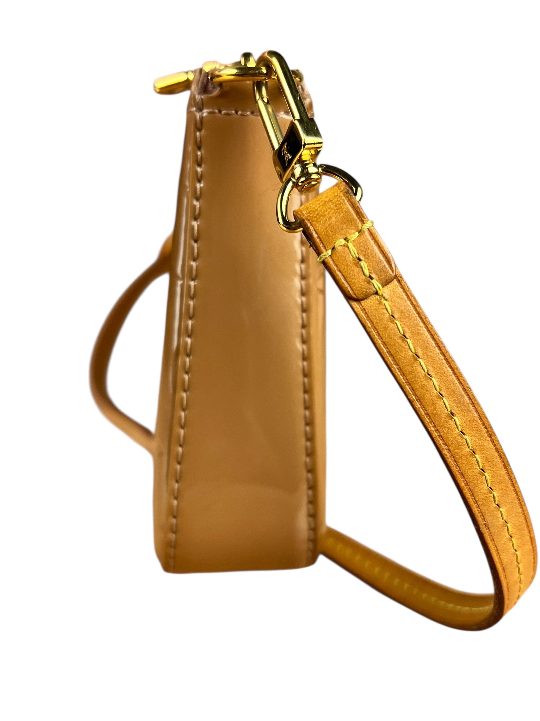 Louis Vuitton Monogram Vernis Pochette Beige
